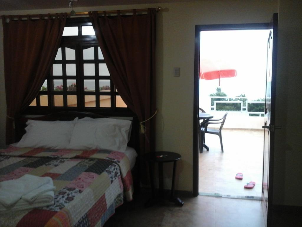 Puerta Sol Inn Manglaralto Ngoại thất bức ảnh