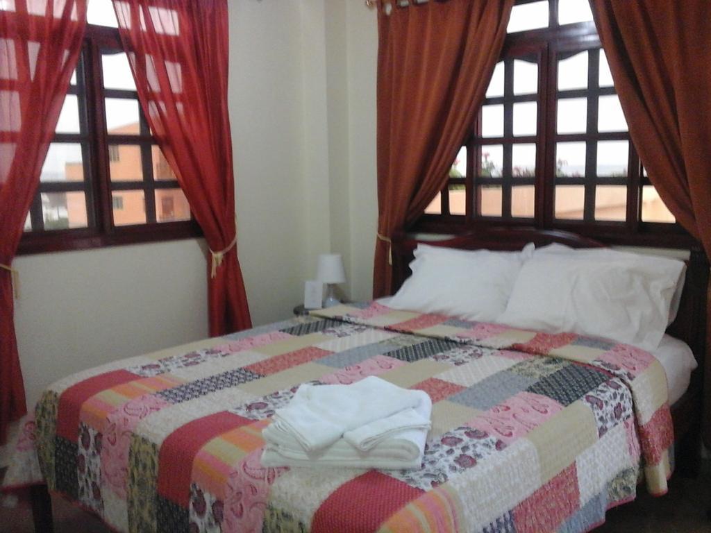 Puerta Sol Inn Manglaralto Ngoại thất bức ảnh